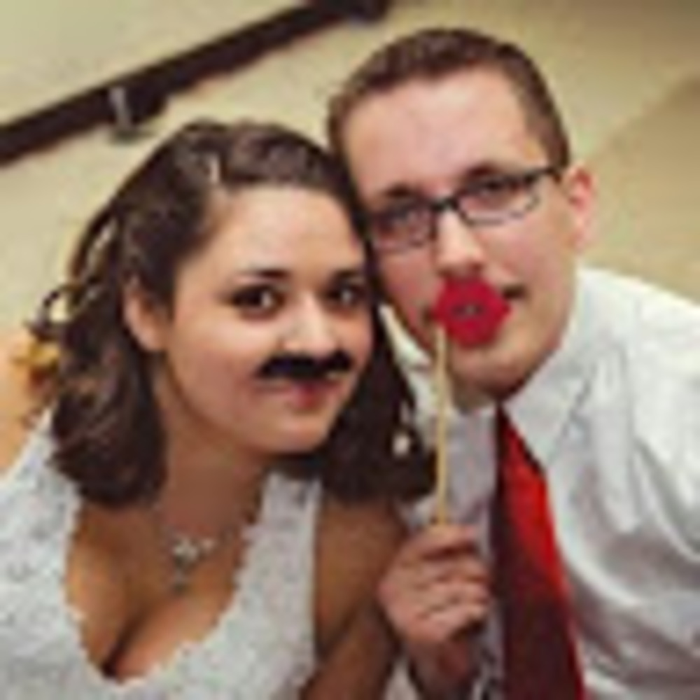 Meet your Posher, Lora